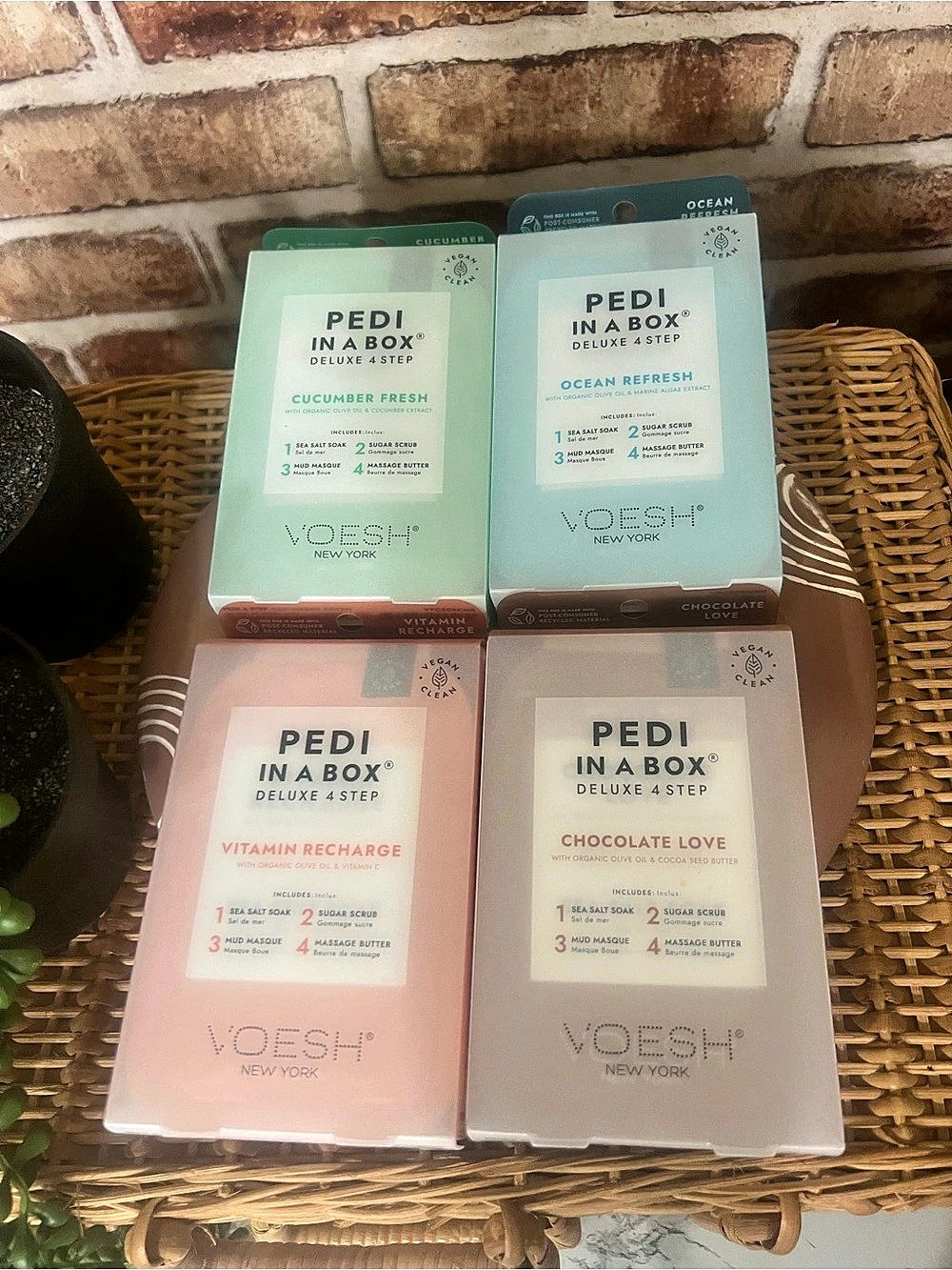 VOESH Pedi in a Box Deluxe 4 Step 4-Pack Pedicure Kits NWT